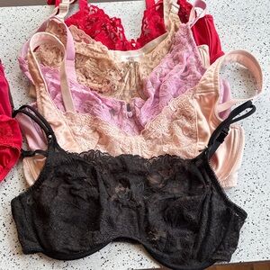 Lot 5 bras 36D and 6 panties XL Wacoal Brezzies and Chantelle used condition